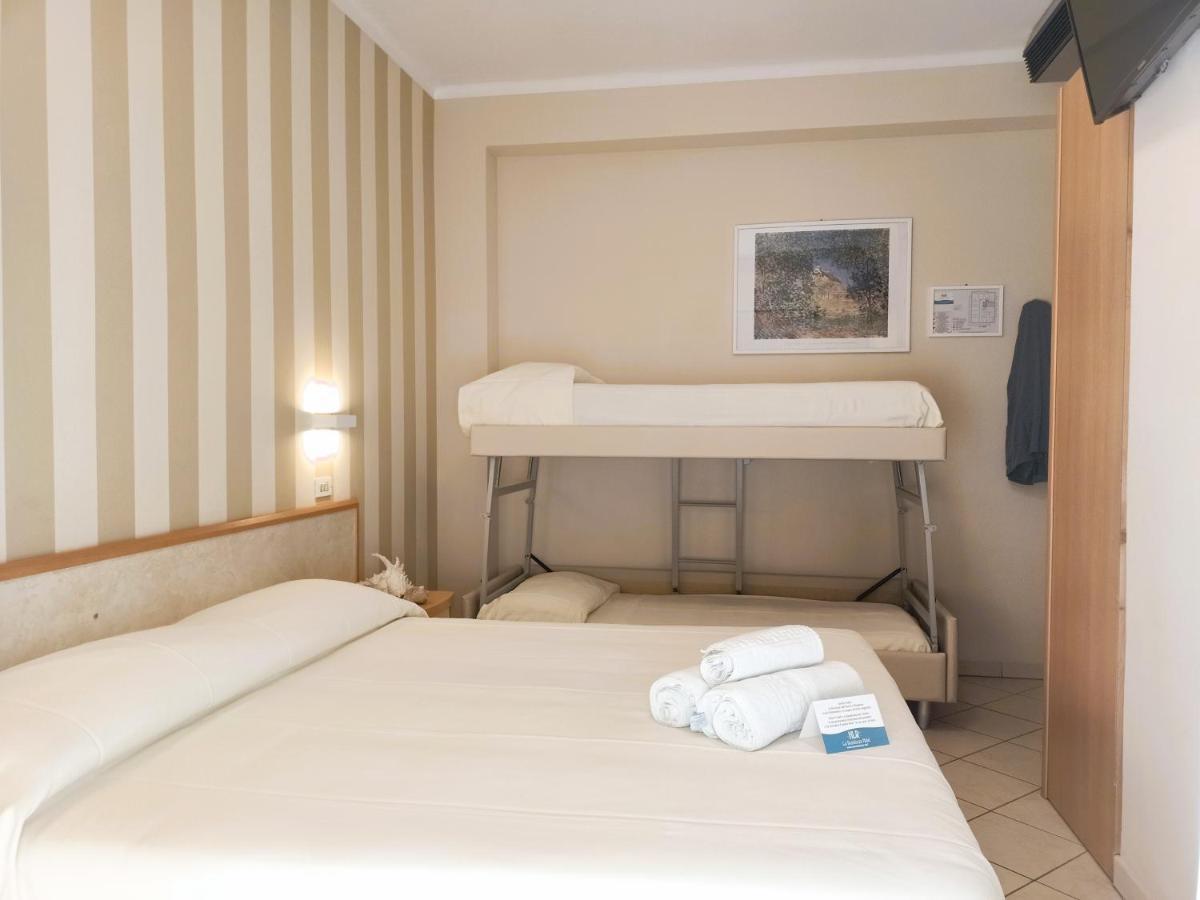 Hotel La Residenza Riccione Luaran gambar