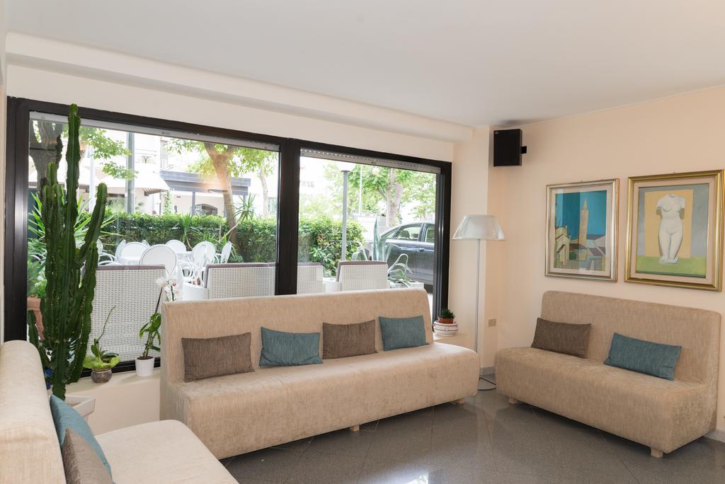 Hotel La Residenza Riccione Luaran gambar